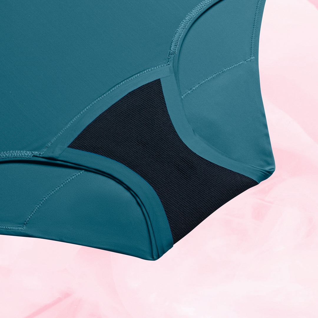 Højtaljet Snit Moderat Flow Menstruationstrusser